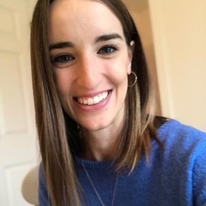 Meet your Posher, Holly